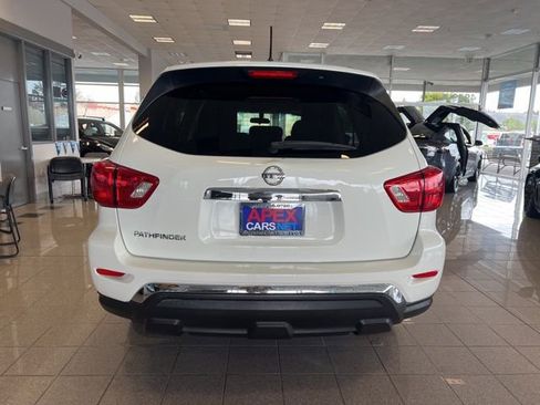 Used 2018 Nissan Pathfinder S FWD image 6