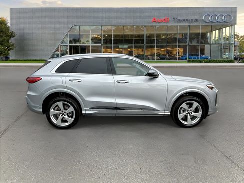 New 2026 Audi Q5 Premium Plus AWD/4WD image 2