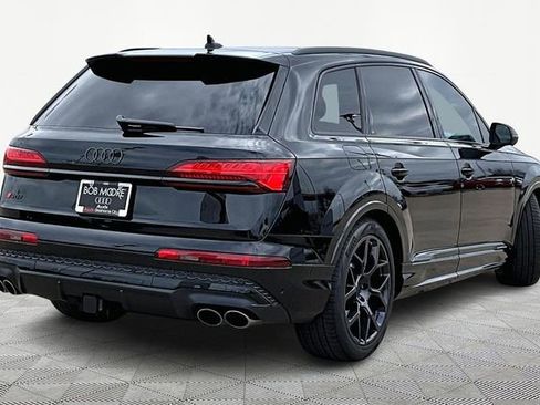 New 2026 Audi SQ7 Premium Plus image 2