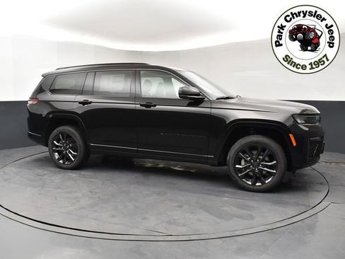 New 2026 Jeep Grand Cherokee L Limited image 1