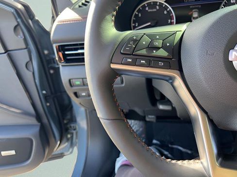 New 2025 Nissan Sentra SR w/ SR Premium Package image 18