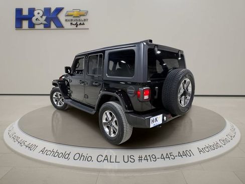 Used 2021 Jeep Wrangler Unlimited Sahara w/ Cold Weather Group AWD/4WD image 4