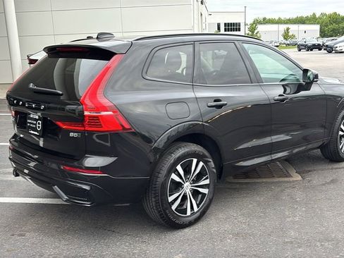 Certified 2025 Volvo XC60 B5 Core AWD/4WD image 28
