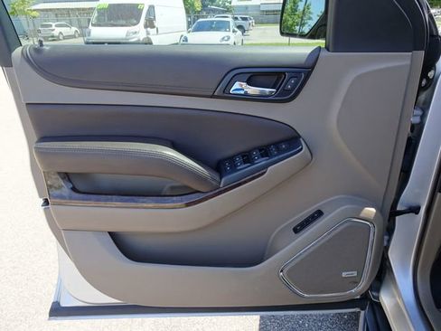 Used 2018 Chevrolet Suburban LT AWD/4WD image 12