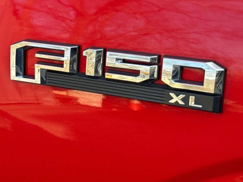 Used 2017 Ford F150 XL w/ Equipment Group 101A Mid image 8