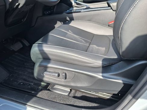 Certified 2025 Acura ADX AWD image 29