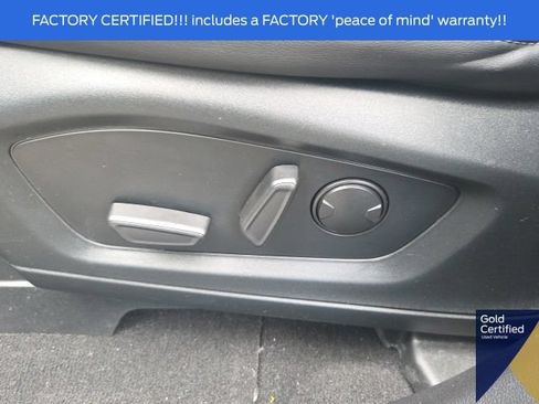 Used 2023 Ford Explorer XLT w/ Equipment Group 202A AWD/4WD image 29