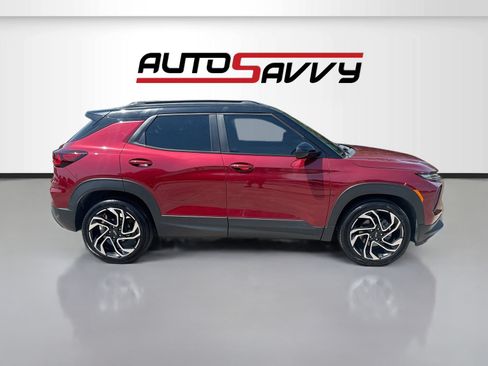 Used 2025 Chevrolet TrailBlazer RS w/ Convenience Package FWD image 8