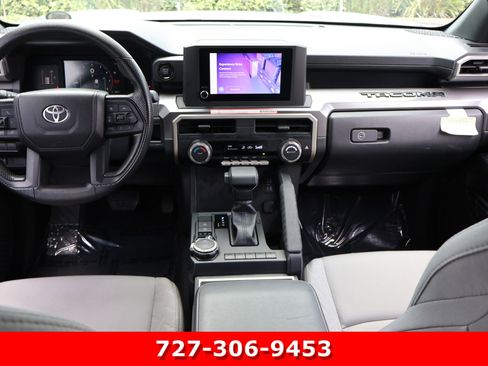 Used 2026 Toyota Tacoma SR5 AWD/4WD image 17