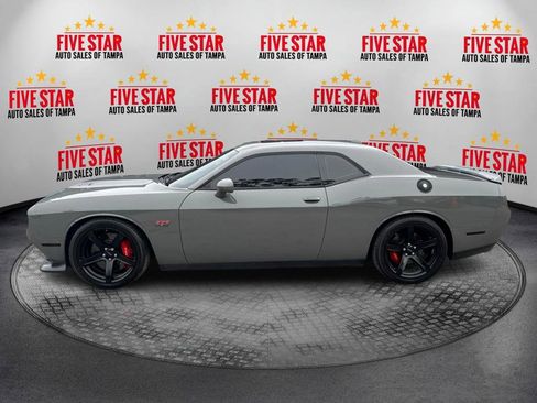 Used 2018 Dodge Challenger SRT image 4