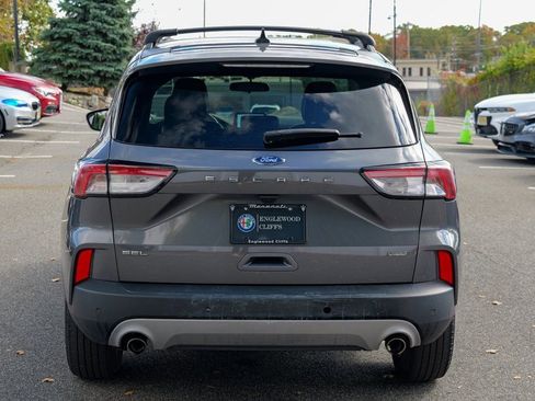 Used 2022 Ford Escape SEL w/ Technology Package image 6