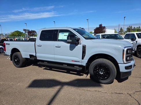 New 2025 Ford F350 Lariat w/ Lariat Ultimate Package image 2