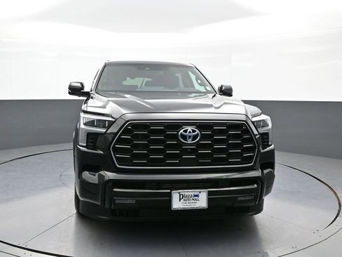 Certified 2023 Toyota Sequoia Platinum image 2