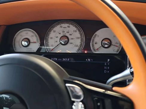 Used 2021 Rolls-Royce Wraith RWD image 8