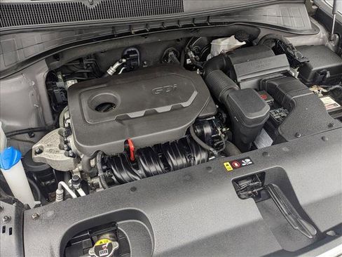 Used 2019 Kia Sorento LX w/ LX Convenience Package image 24