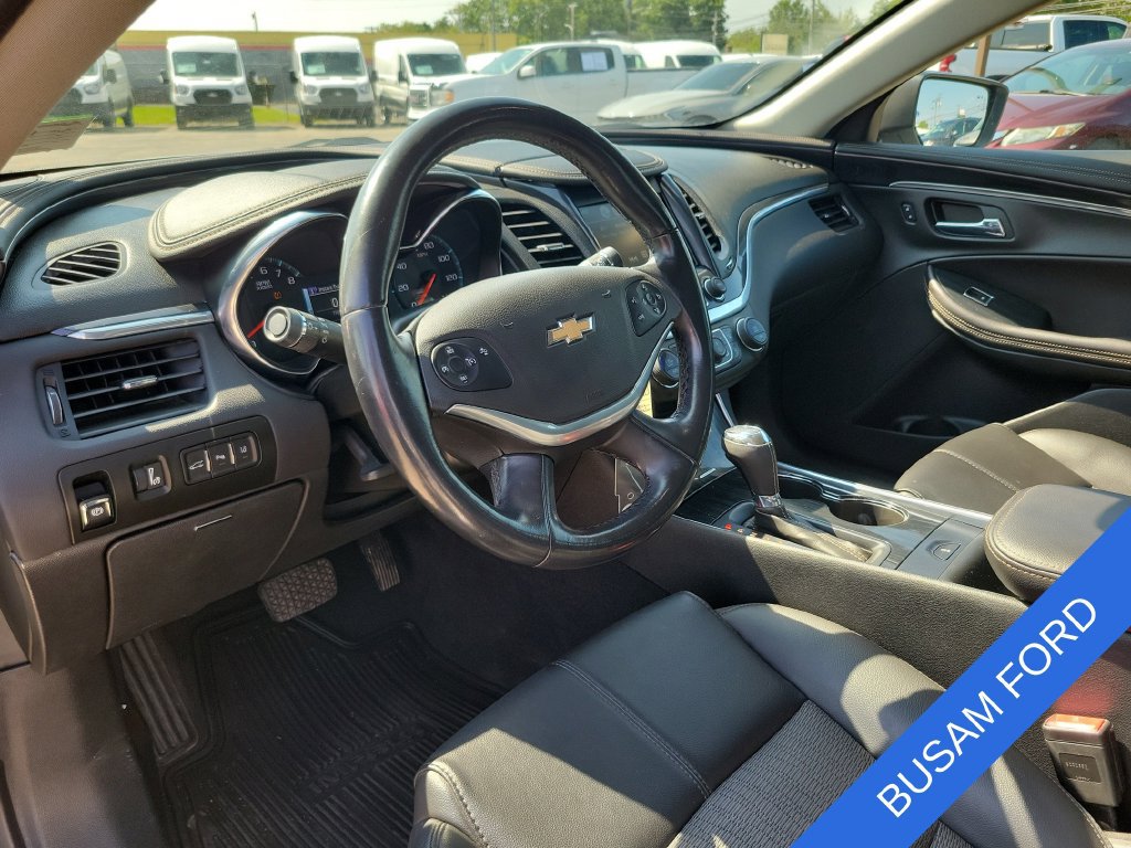 Used 2017 Chevrolet Impala LT w/ Convenience Package FWD image 14