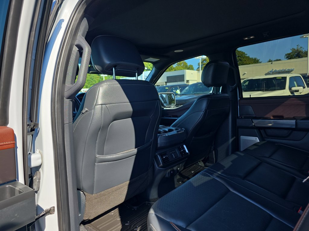 Used 2021 Ford F150 Lariat w/ Equipment Group 502A High AWD/4WD image 17