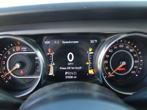 Used 2022 Jeep Wrangler Unlimited Sport AWD/4WD image 21