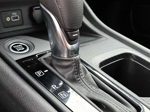 Used 2024 Nissan Sentra S image 21