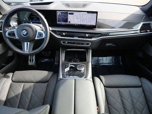 Used 2026 BMW X5 M60i image 34