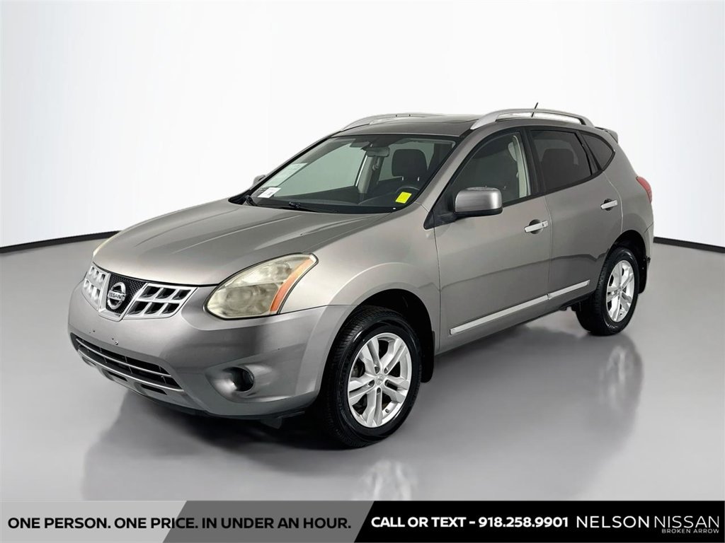 Used 2013 Nissan Rogue SV w/ Premium Pkg AWD/4WD image 1