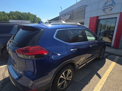 Used 2017 Nissan Rogue SL w/ SL Premium Package AWD/4WD image 7