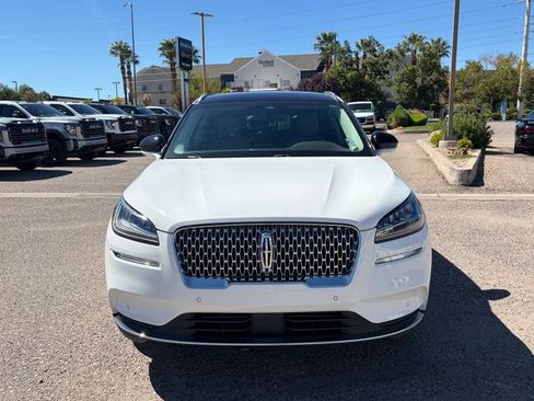 Used 2022 Lincoln Corsair FWD w/ Premium Package image 2