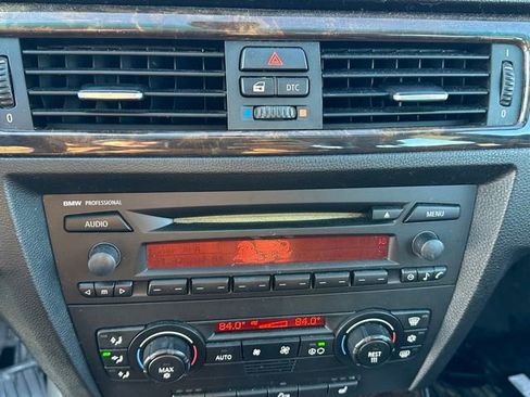 Used 2006 BMW 325xi 325xi image 12