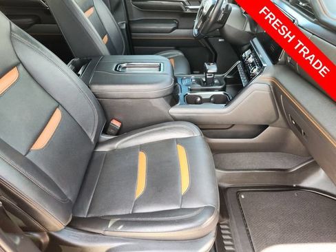 Used 2022 GMC Sierra 1500 AT4 w/ AT4 Premium Package AWD/4WD image 13