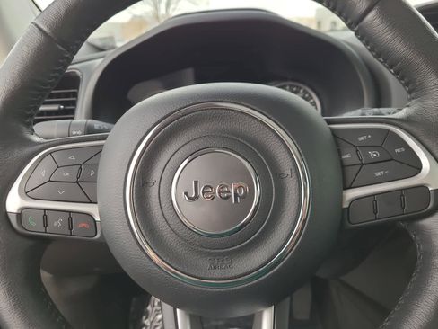 Certified 2023 Jeep Renegade Altitude w/ Sun/Sound Group image 23