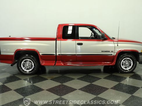 Used 1998 Dodge Ram 1500 Truck 2WD Quad Cab image 13