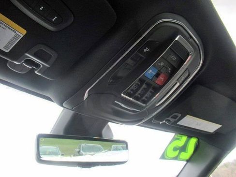 New 2025 Jeep Grand Cherokee Limited w/ Luxury Tech Group II image 25