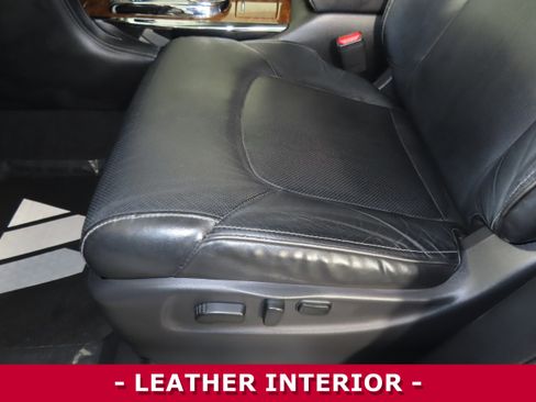 Used 2019 INFINITI QX80 Luxe image 7