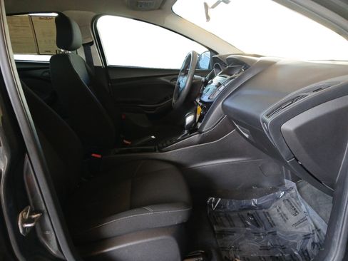 Used 2017 Ford Focus S image 15