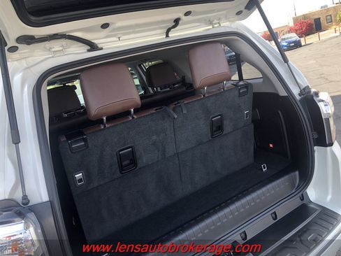 Used 2018 Toyota 4Runner Limited image 22