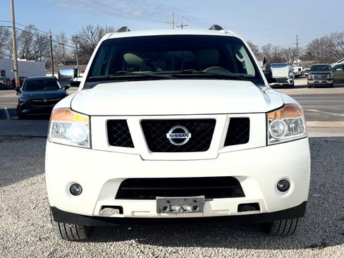 Used 2011 Nissan Armada SV image 18