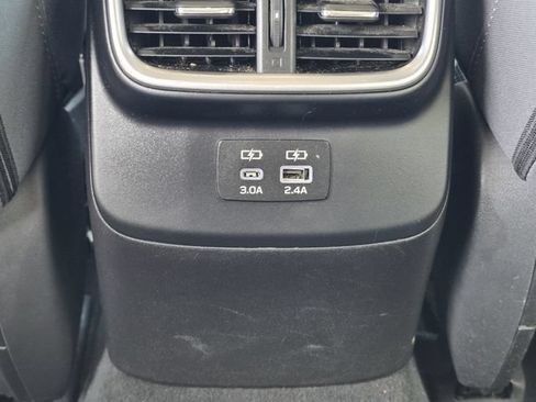 Used 2023 Subaru Outback Premium AWD/4WD image 19