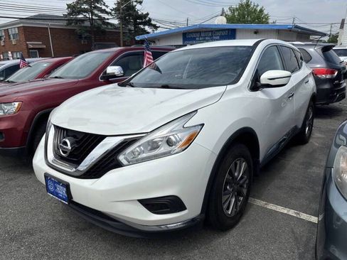 Used 2017 Nissan Murano S w/ Navigation Package image 5