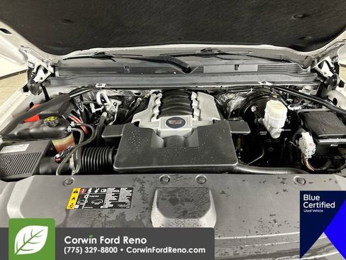 Used 2018 Cadillac Escalade Premium Luxury image 37