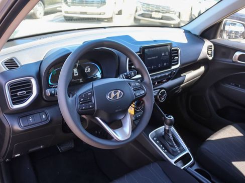 New 2026 Hyundai Venue SE FWD image 23