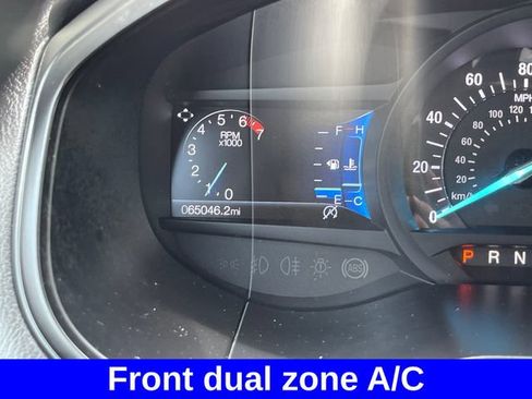 Used 2023 Ford Edge SEL w/ Convenience Package AWD/4WD image 16
