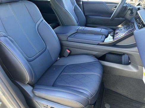 New 2026 INFINITI QX80 Sport w/ Sport Exterior Package AWD/4WD image 12