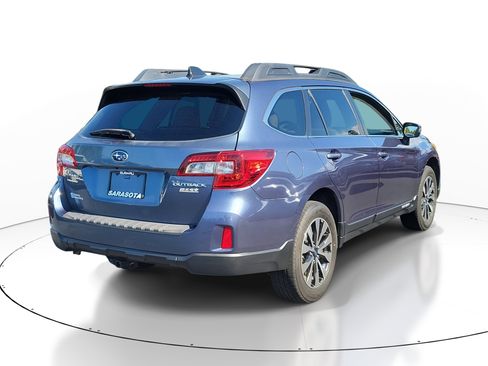 Used 2017 Subaru Outback 2.5i Limited image 6
