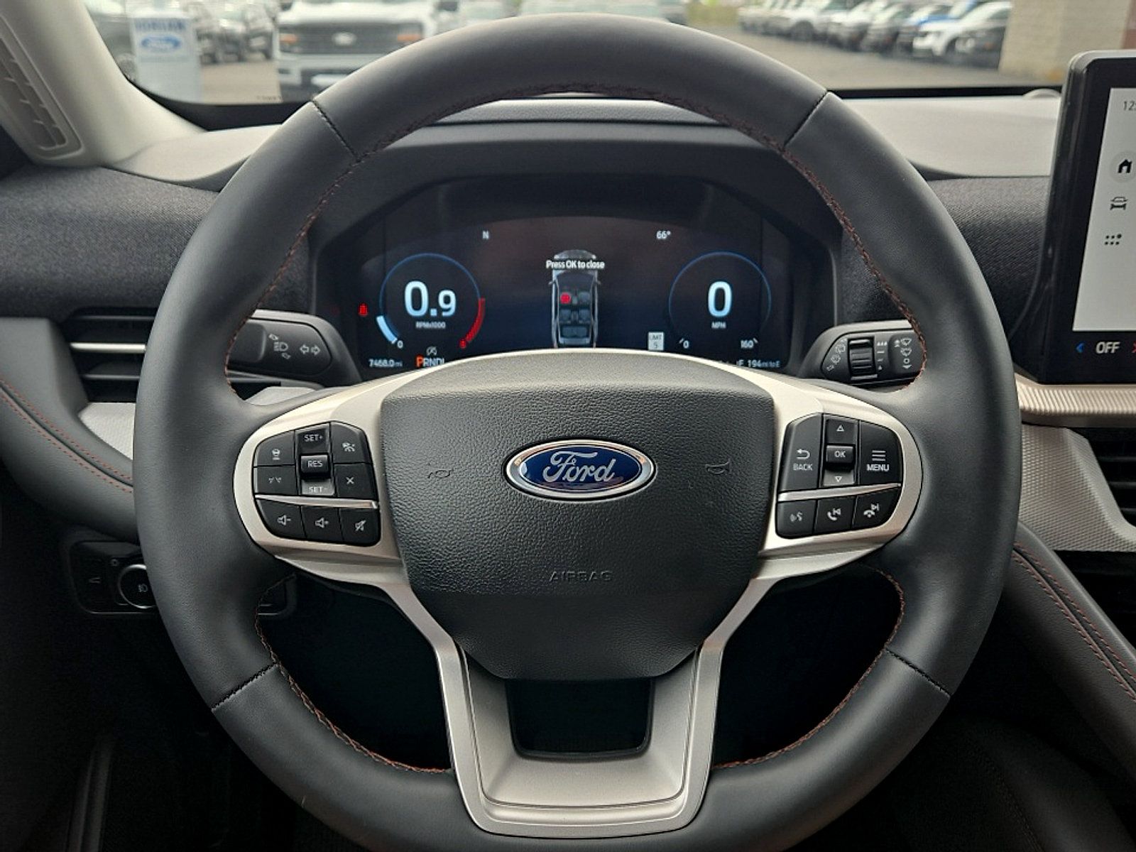 Used 2025 Ford Explorer Active w/ Active Comfort Package AWD/4WD image 12