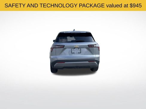 Used 2026 Chevrolet Equinox LT w/ Convenience Package II AWD/4WD image 4