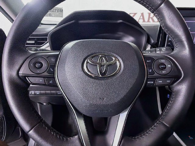 Used 2021 Toyota RAV4 XLE Premium FWD image 13