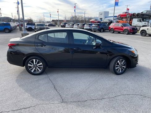 Used 2021 Nissan Versa SV image 12