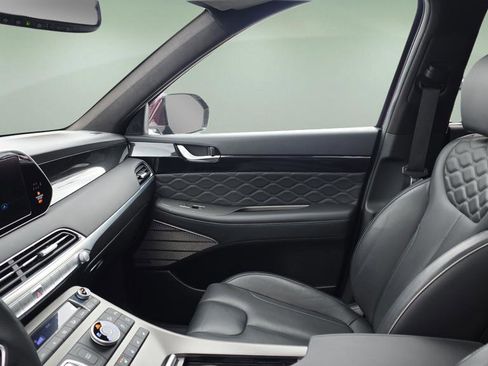 Used 2022 Hyundai Palisade Calligraphy image 12