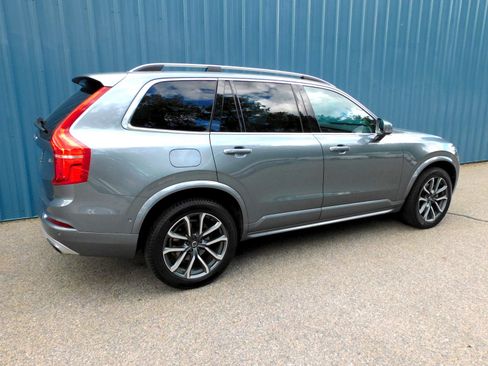 Used 2019 Volvo XC90 T6 Momentum w/ Advanced Package AWD/4WD image 5