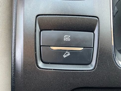 Used 2018 Ford Fusion S FWD image 19